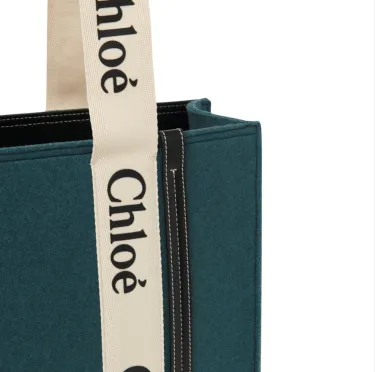 大人気☆Chloe☆「WOODY」リサイクルフェルト ミディアムトート