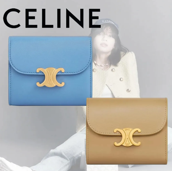 CELINE【入手困難】【財布】可愛い ★TRIOMPHE SMALL FLAP WALLET★【財布】
