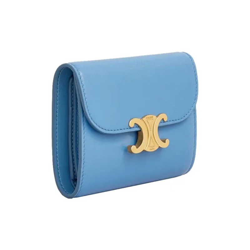 CELINE【入手困難】【財布】可愛い ★TRIOMPHE SMALL FLAP WALLET★【財布】