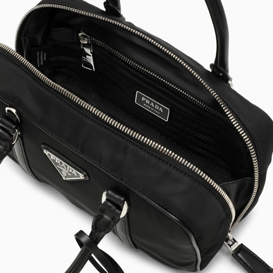 VIP価格[PRADA]Re-Nylonリナイロンレザーボウリングバッグ