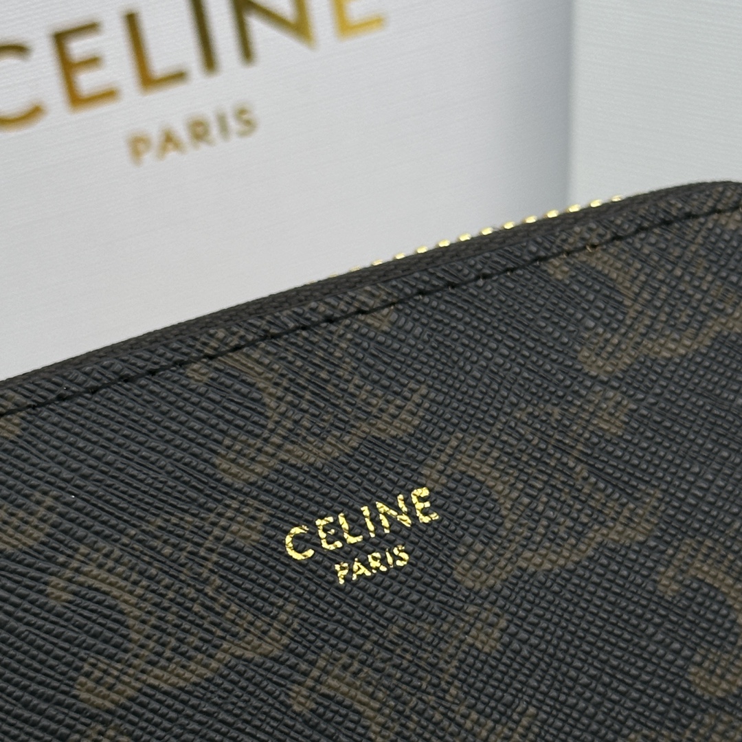 CELINE【入手困難】TRIOMPHE CUIRコンパクトファスナー財布 ★全色★