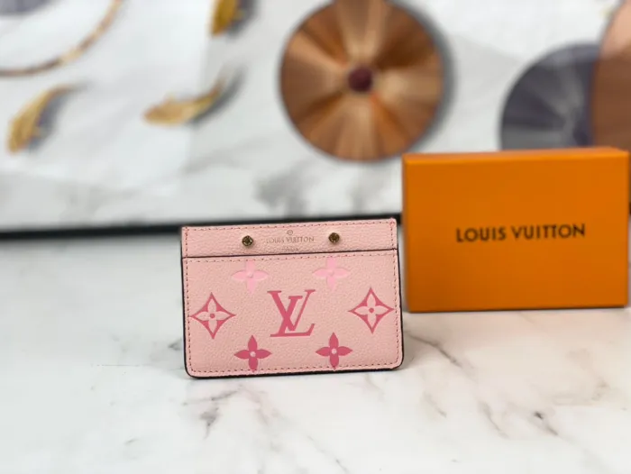 【大人可愛い☆国内】Louis Vuitton（ルイヴィトン）カードケース