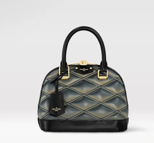 【キルティングタイプが登場♪3色】ルイヴィトン　ハンドバッグ