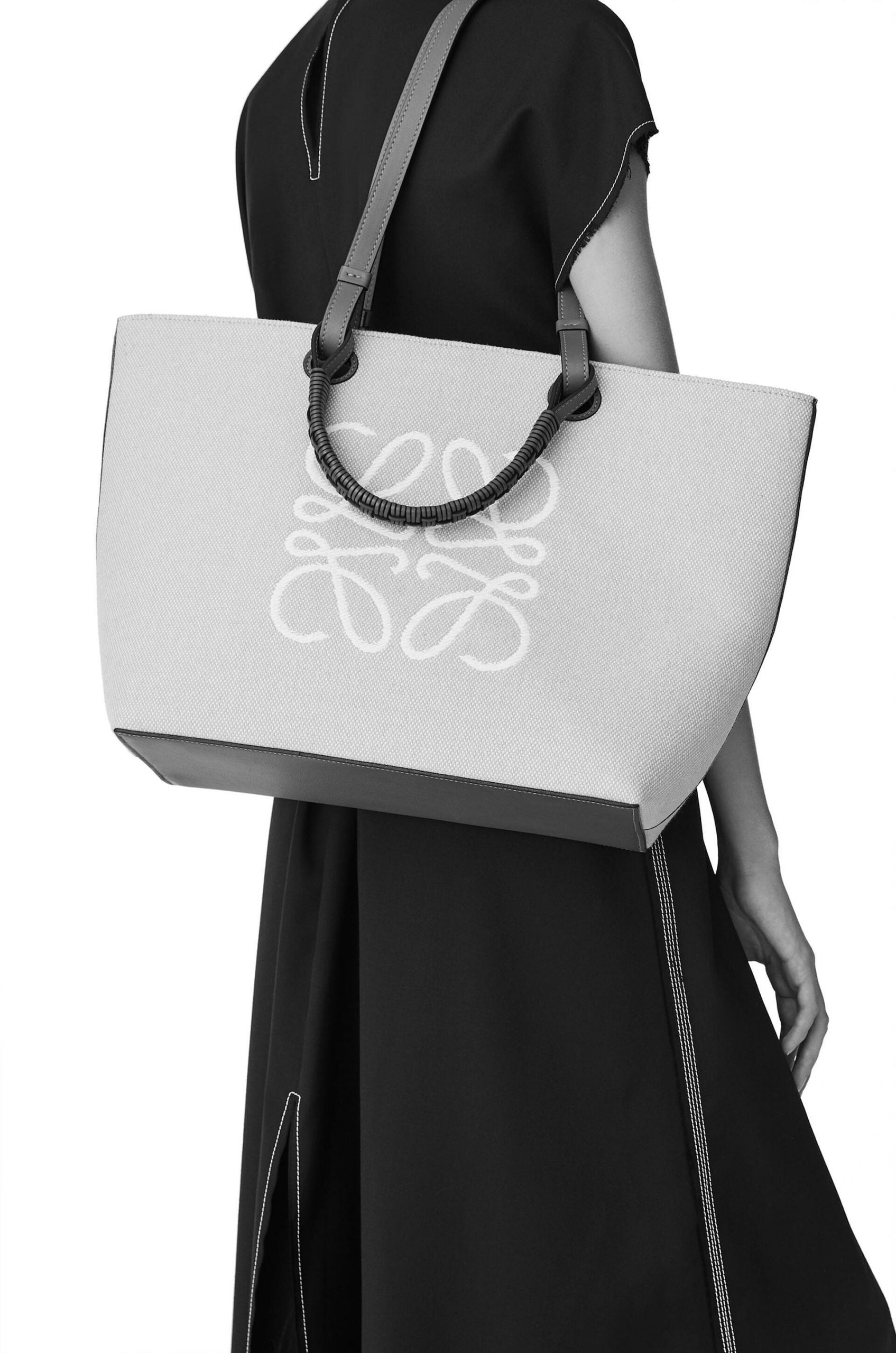 【LOEWE】北川景子推す！ アナグラム トートバッグ