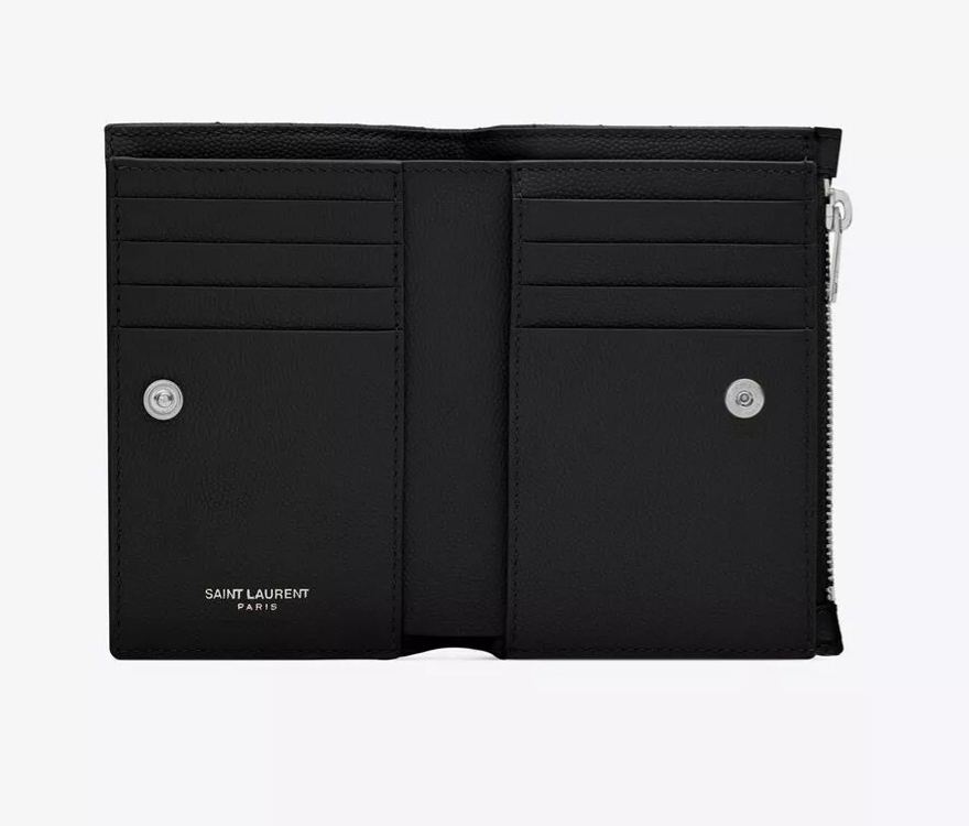 《新作限定♪めっちゃ便利♡》MONOGRAMキルティンググレインエンボスレザージッパー二つ折り財布