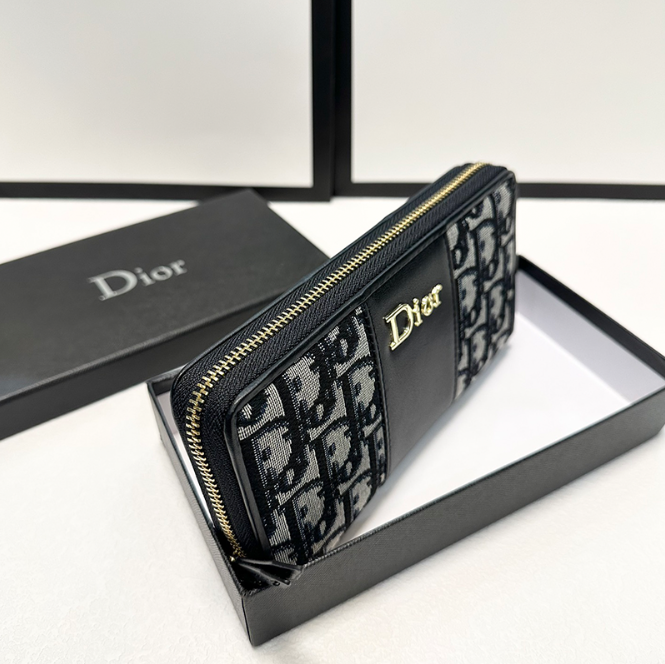 DIOR 2023 バカ売れシングル引手バッグ