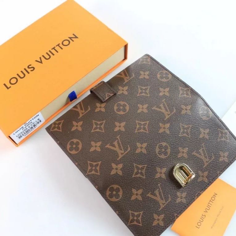 ★極上美品ルイヴィトン LOUIS VUITTONアンプラント 長財布 1