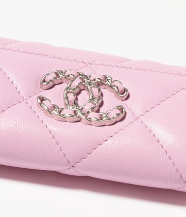 【CHANEL】【2023SS】CHANEL 19 フラップ カードケース
