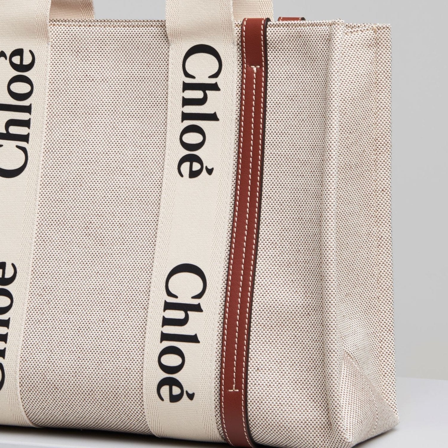 【CHLOE】毎日使いたい！WOODYトートバッグが誕生！