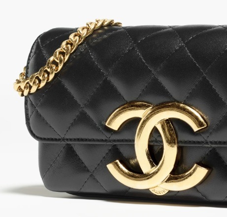 【上品☆お洒落】CHANEL フォンケース 大きめロゴ