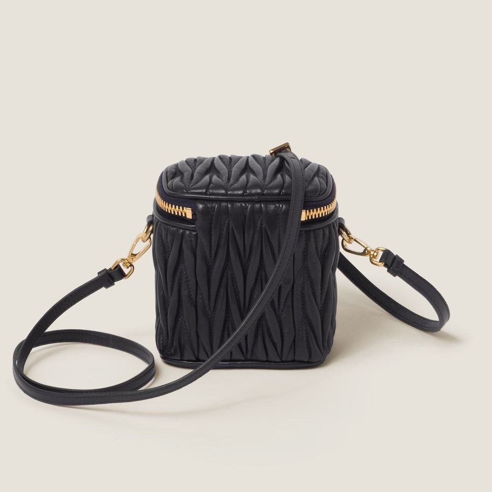 直営店■MiuMiu■マテラッセレザーミニポーチ