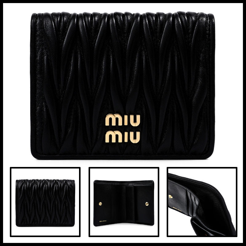 ★関税込★MIUMIU ミュウミュウ マテラッセ レザー 二つ折り財布