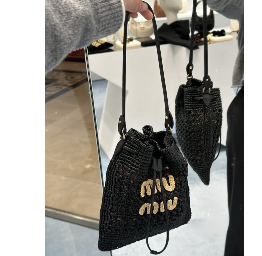 【VIPセール！可愛い】MIUMIU（ミュウミュウ）カゴバック