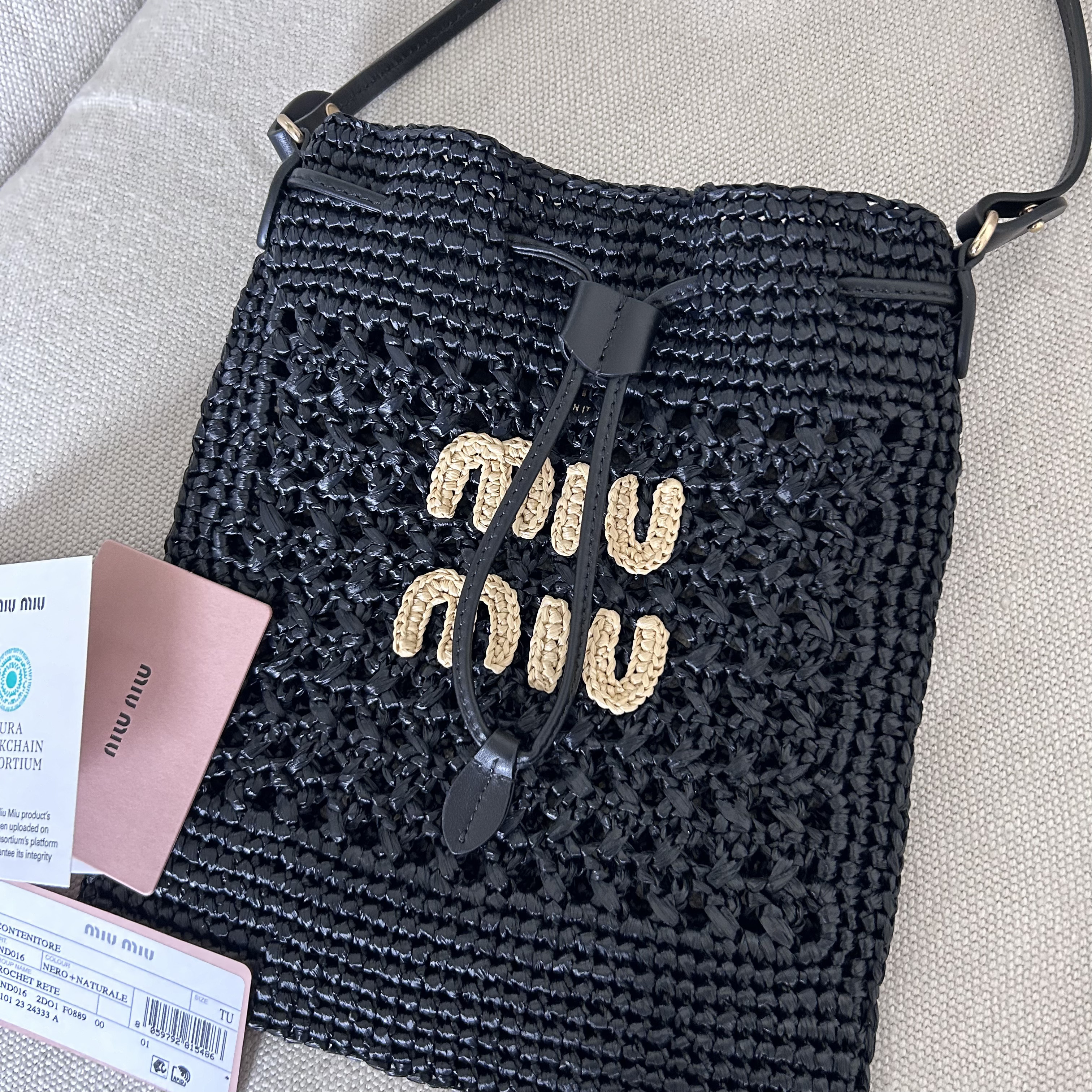 【VIPセール！可愛い】MIUMIU（ミュウミュウ）カゴバック