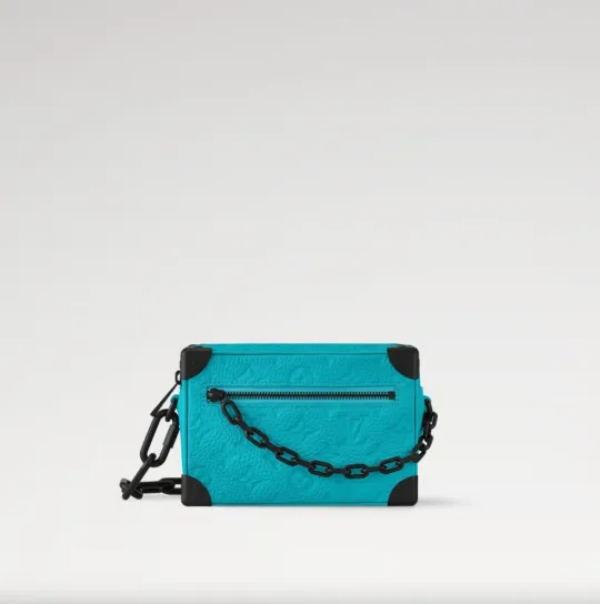 目を惹く綺麗なブルー♪【Louis Vuitton】ミニ・ソフトトランク