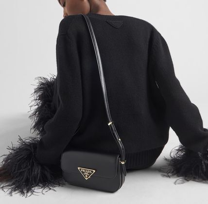 【PRADA】トライアングルロゴ レザーショルダーバッグ 23/24AW