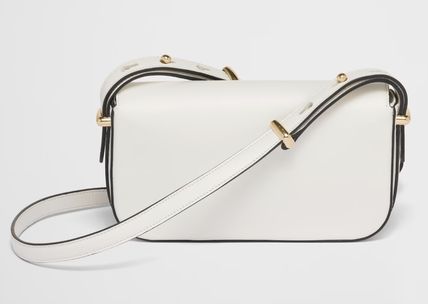 【PRADA】トライアングルロゴ レザーショルダーバッグ 23/24AW