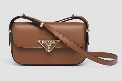 【PRADA】トライアングルロゴ レザーショルダーバッグ 23/24AW