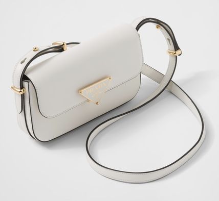 【PRADA】トライアングルロゴ レザーショルダーバッグ 23/24AW