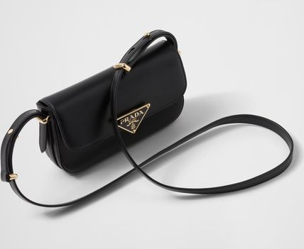 【PRADA】トライアングルロゴ レザーショルダーバッグ 23/24AW