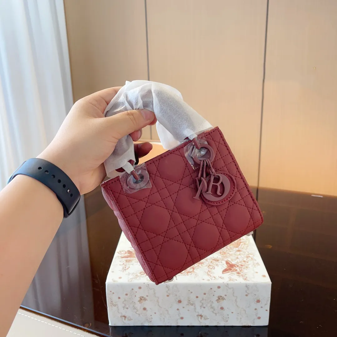 新作話題ディオール☆LADY DIOR マイクロバッグ 9色