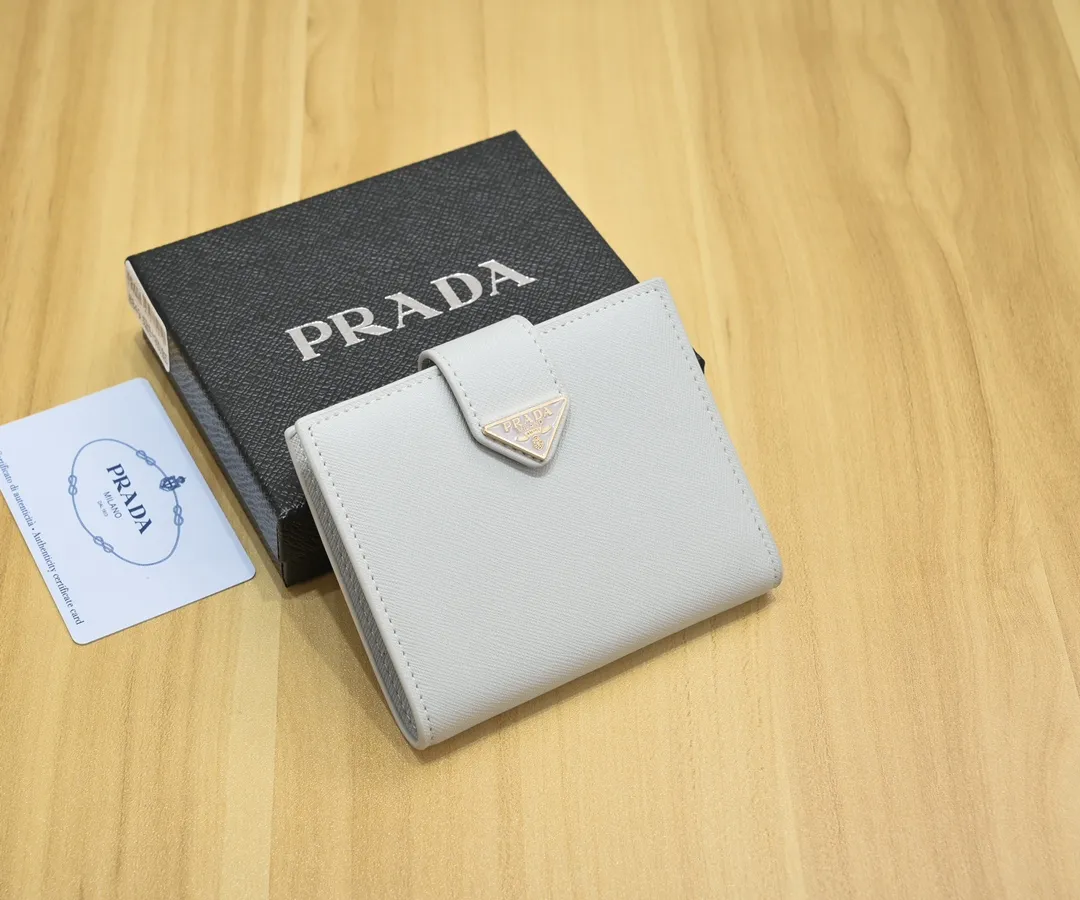◆PRADA◆上品 サフィアーノレザーxレザー 折りたたみ財布 6色