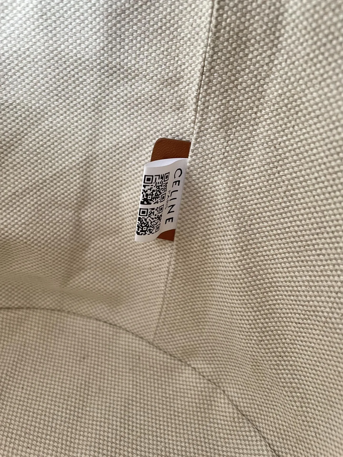 セリーヌ ハンドバッグ ショルダーバッグ ティーン バケット16 セーズ ホワイト ブラック レディース CELINE 197572ERF 01WB TEEN BUCKET WHITE BLACK(ig21)