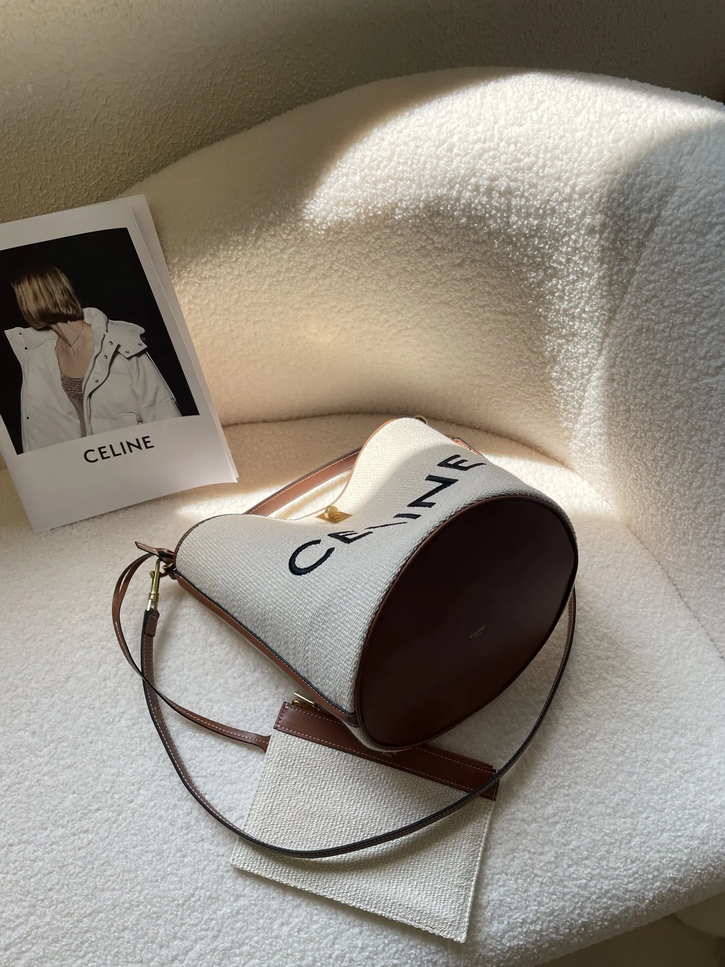 ★ CELINE ★ 16(セーズ) 2WAY ハンドバッグ
