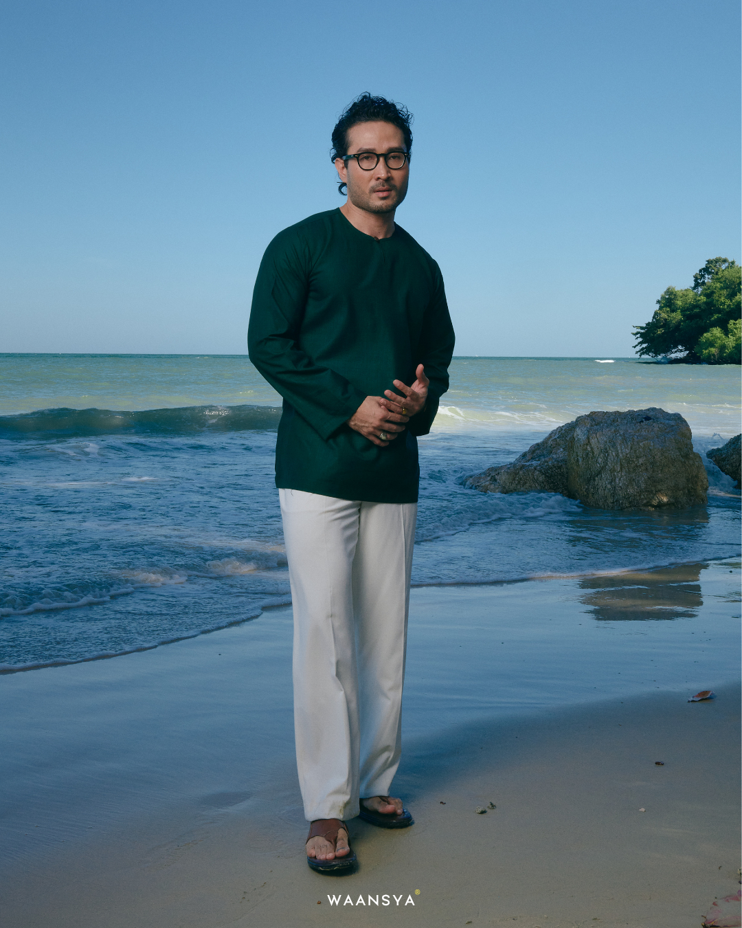 IDREES KURTA IN EMERALD GREEN