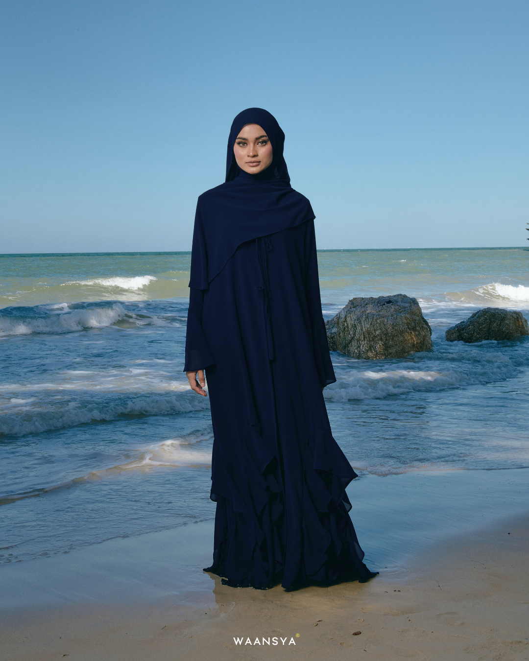 RANIA ABAYA IN NAVY BLUE