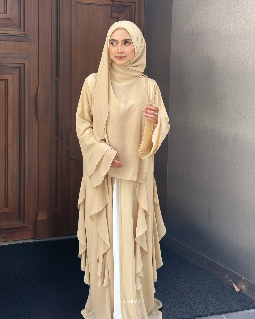 MALIKA ABAYA IN CHAMPAGNE
