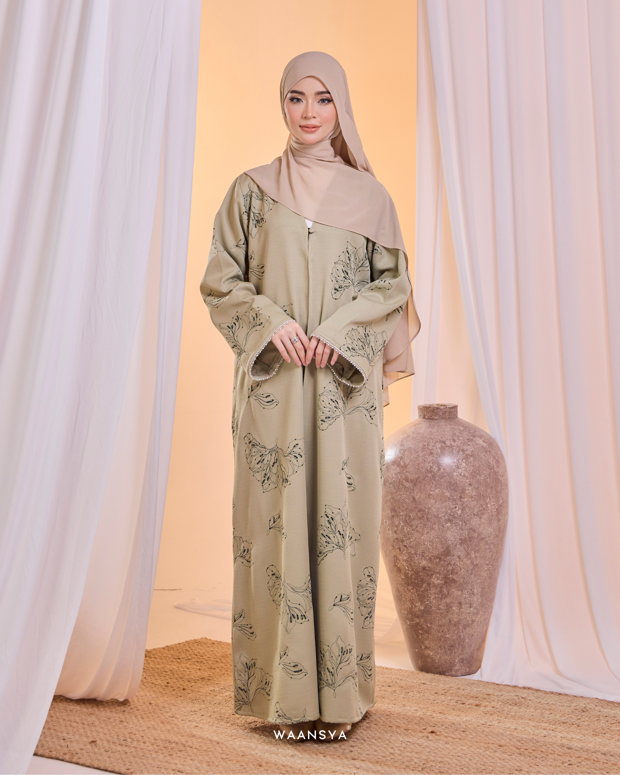 NOIR IN SAGE GREEN