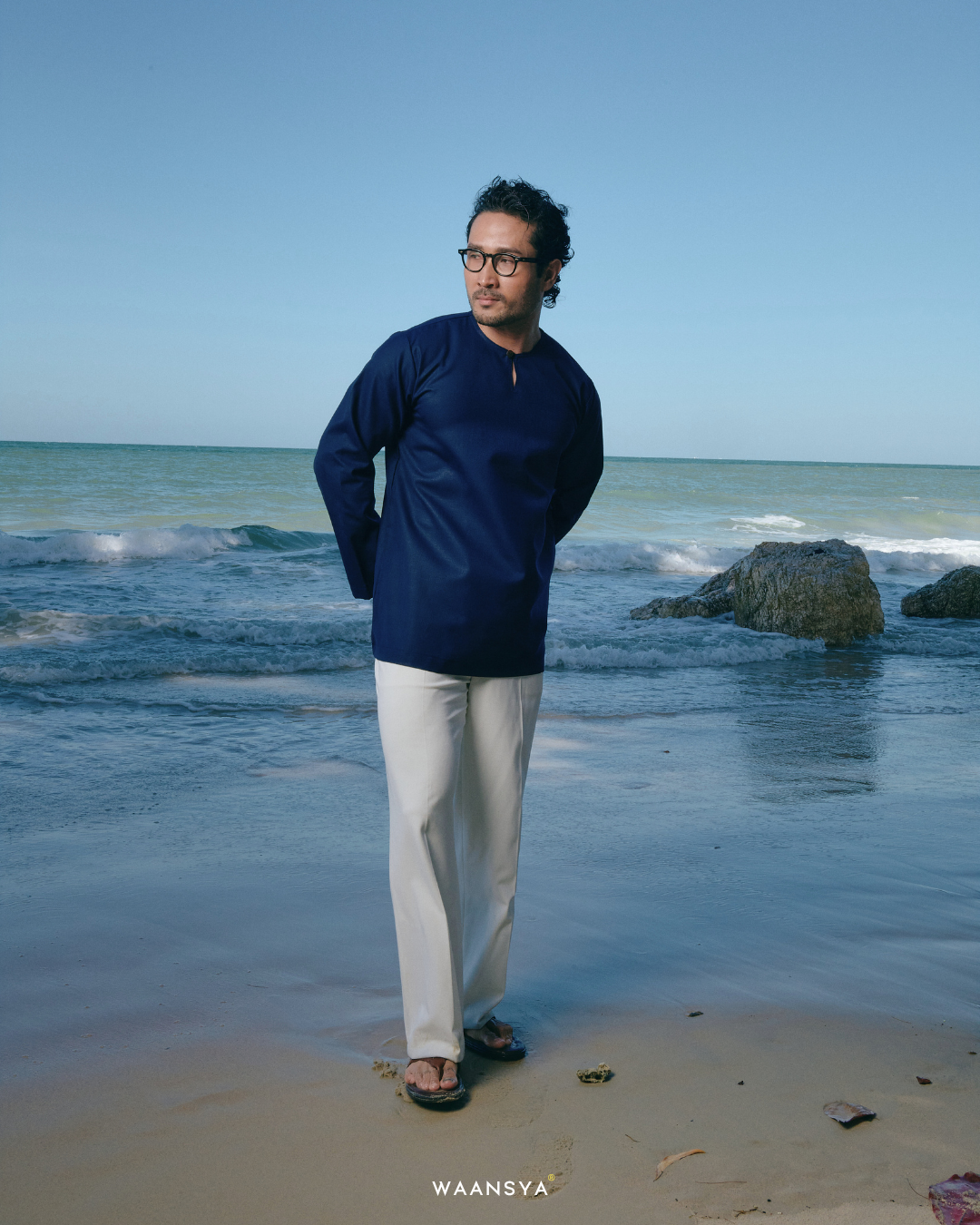 IDREES KURTA IN NAVY BLUE