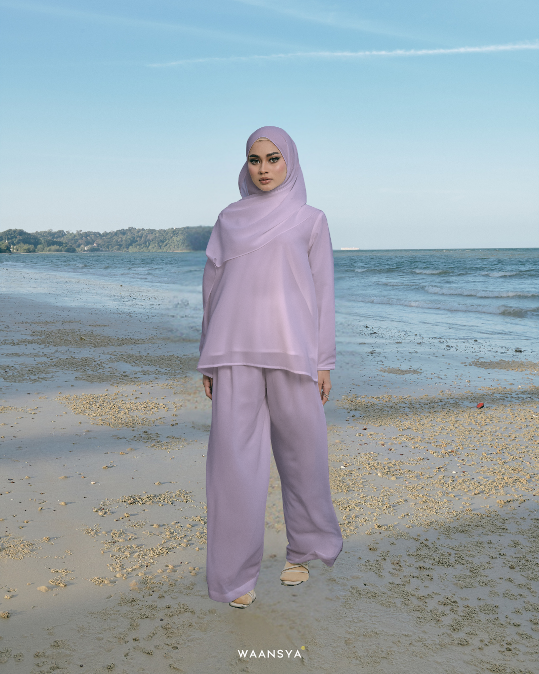 ALUNA IN LILAC