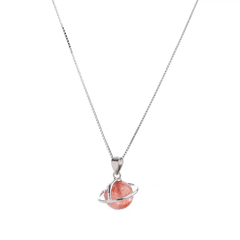 Necklace: Classic E