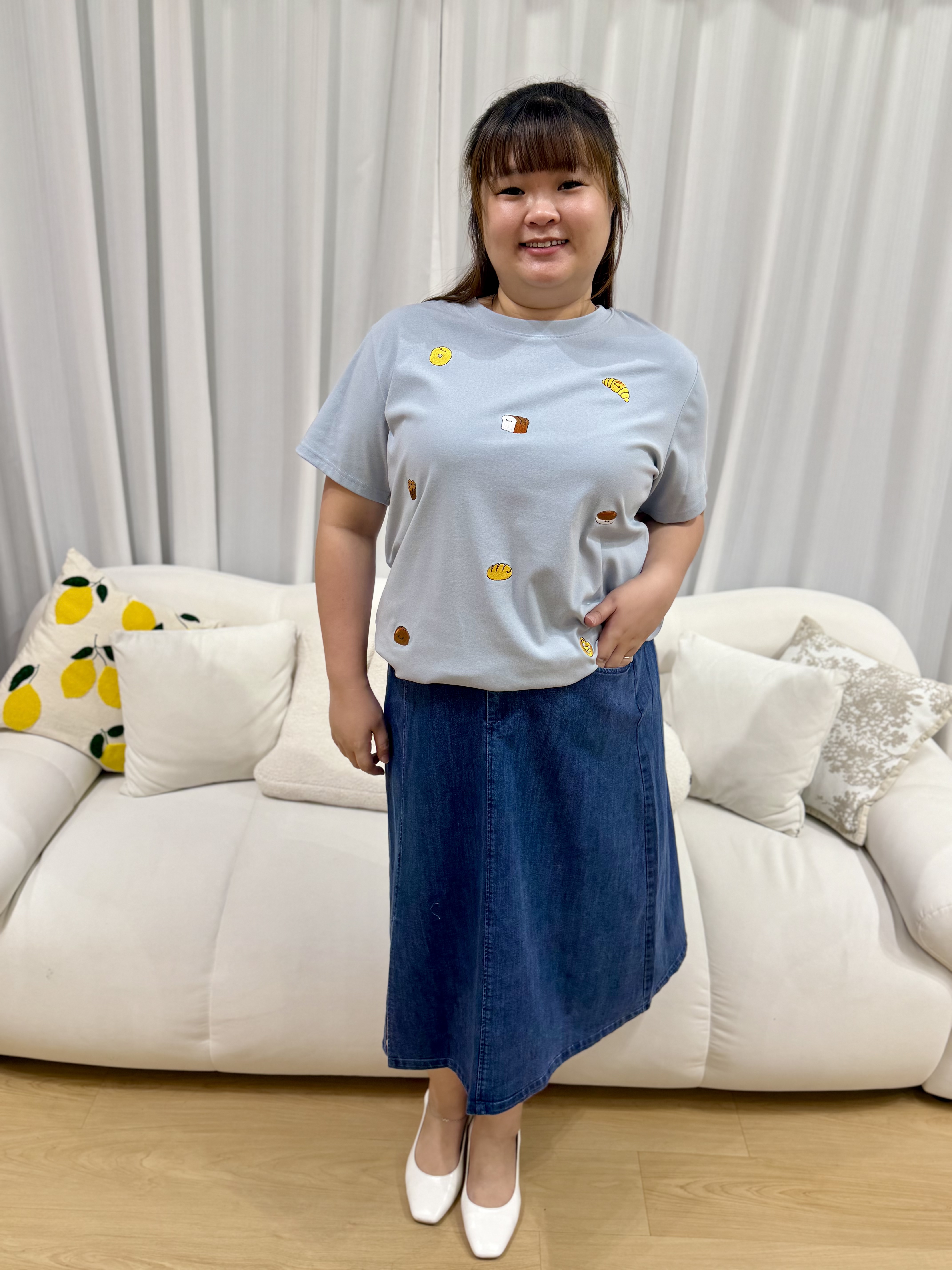Hearty Bakery Emoji Top | Plus Size Top
