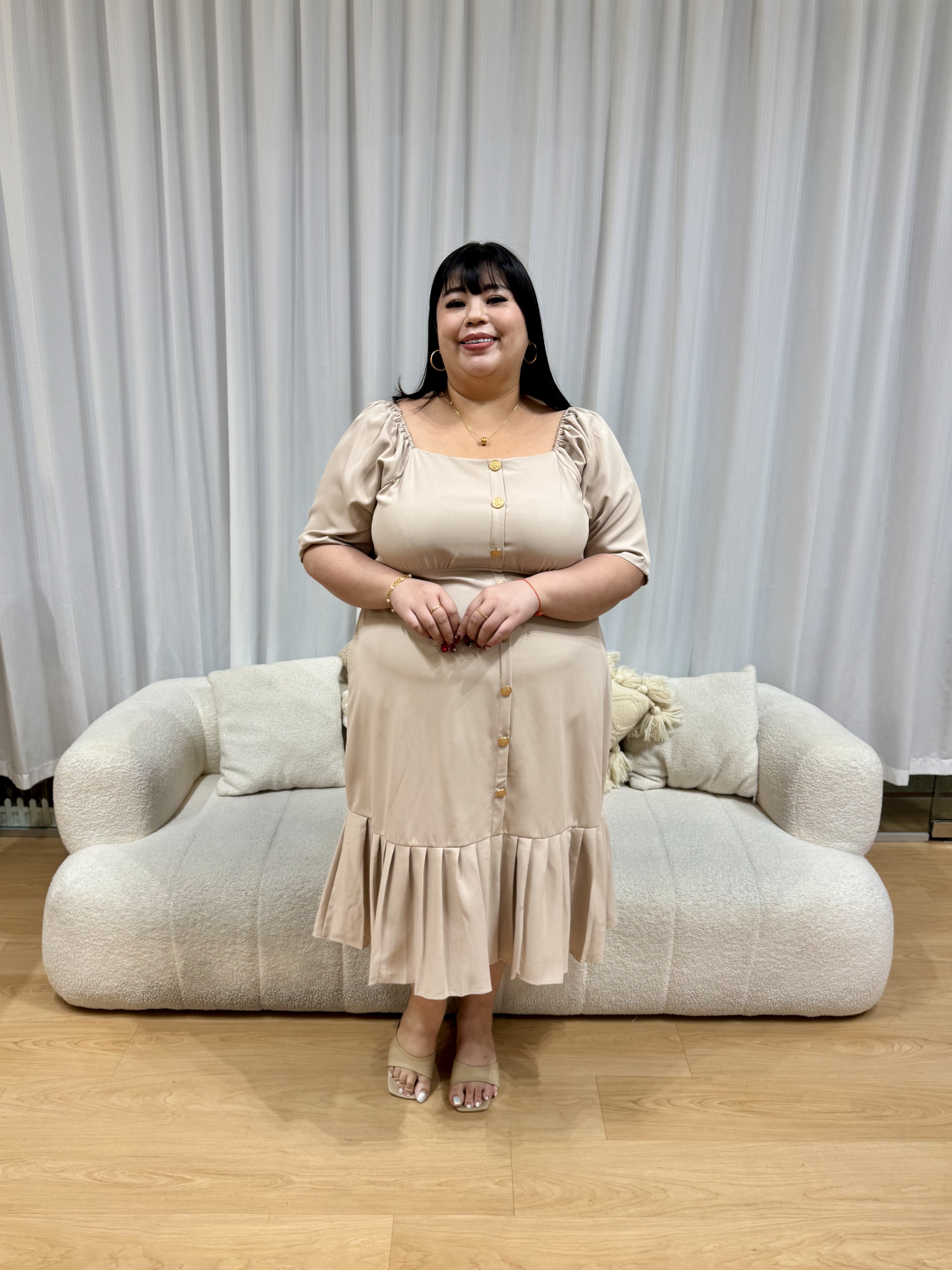 Love+ Lakaelynn Golden Button Dress | Plus Size Dress