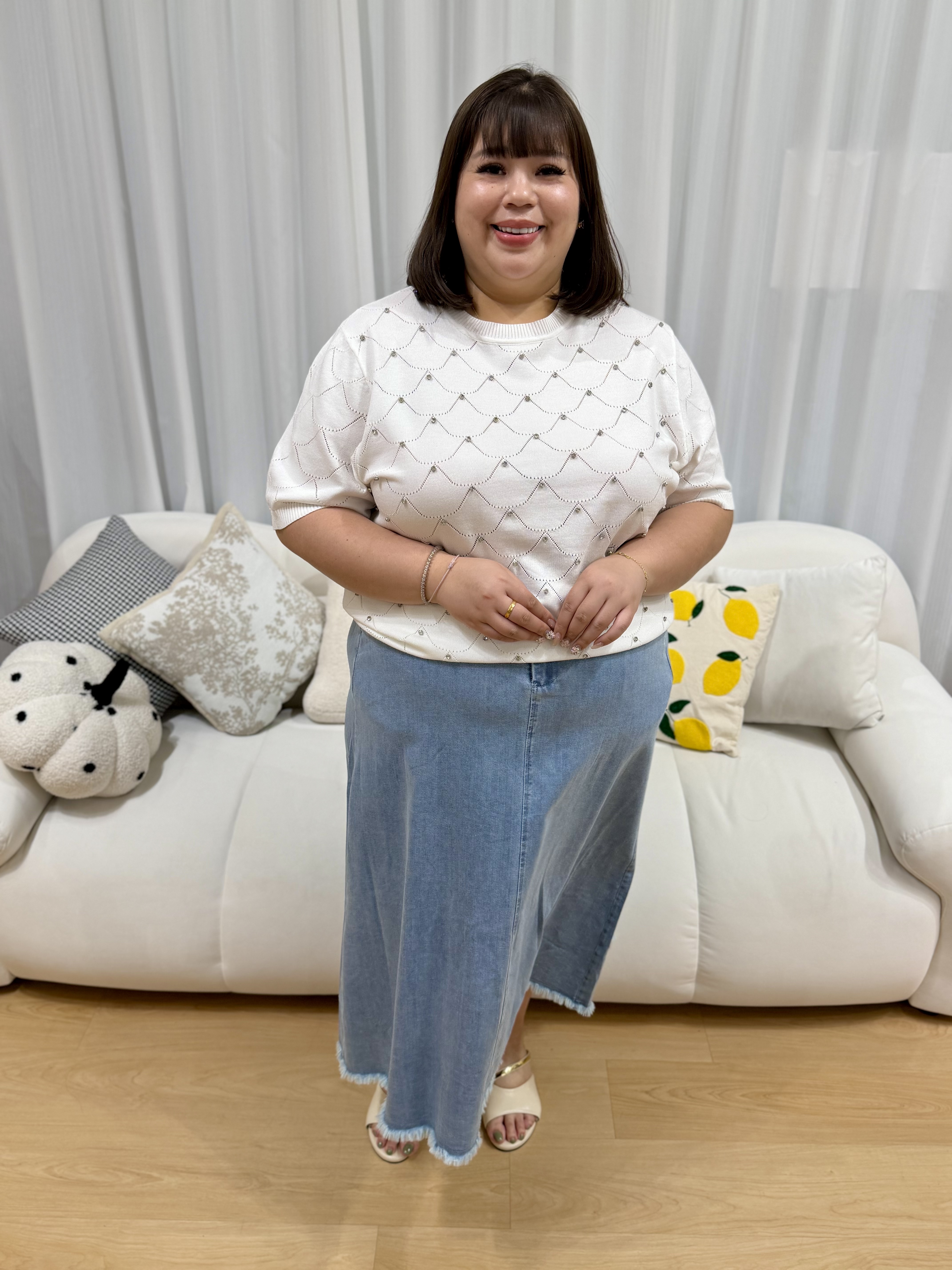 Diamond Studs Soft Knit Top | Plus Size Top