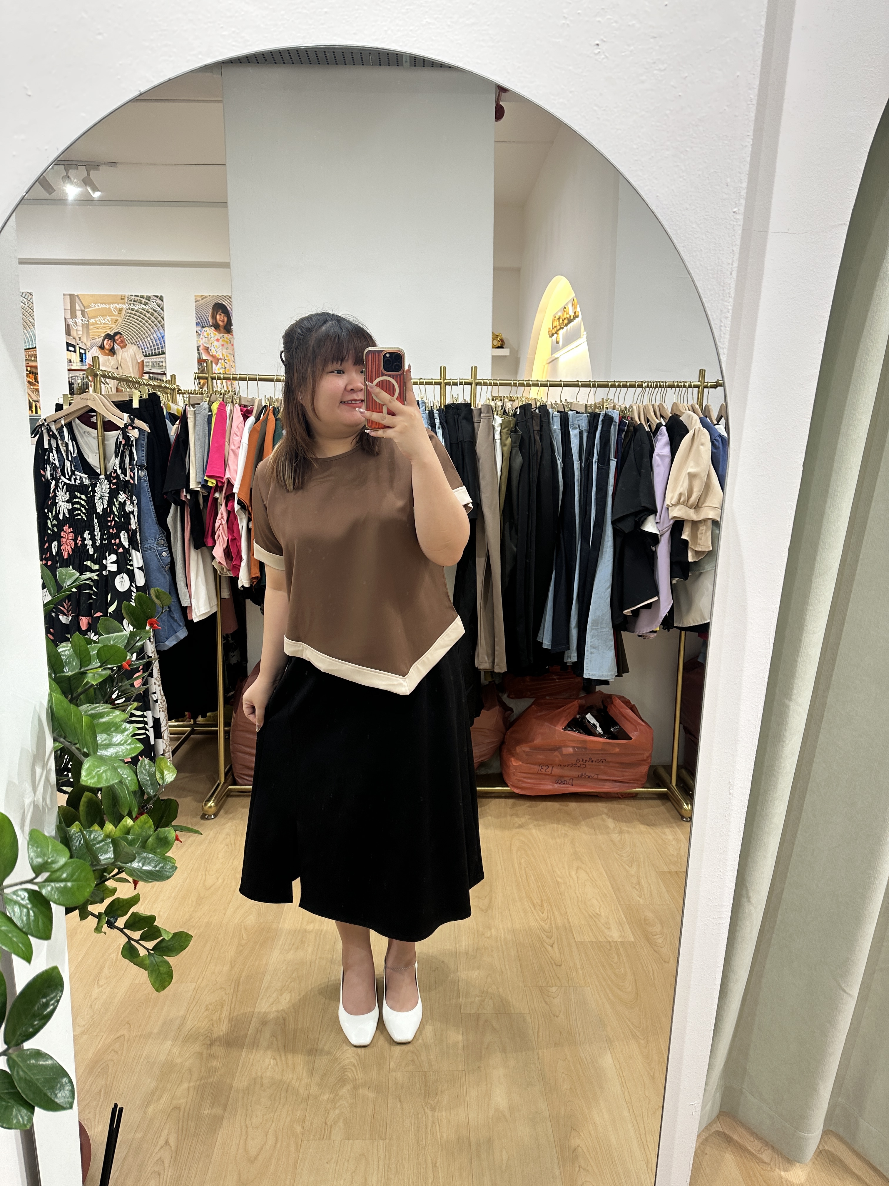 Outline Asymmetrical Top | Plus Size Top