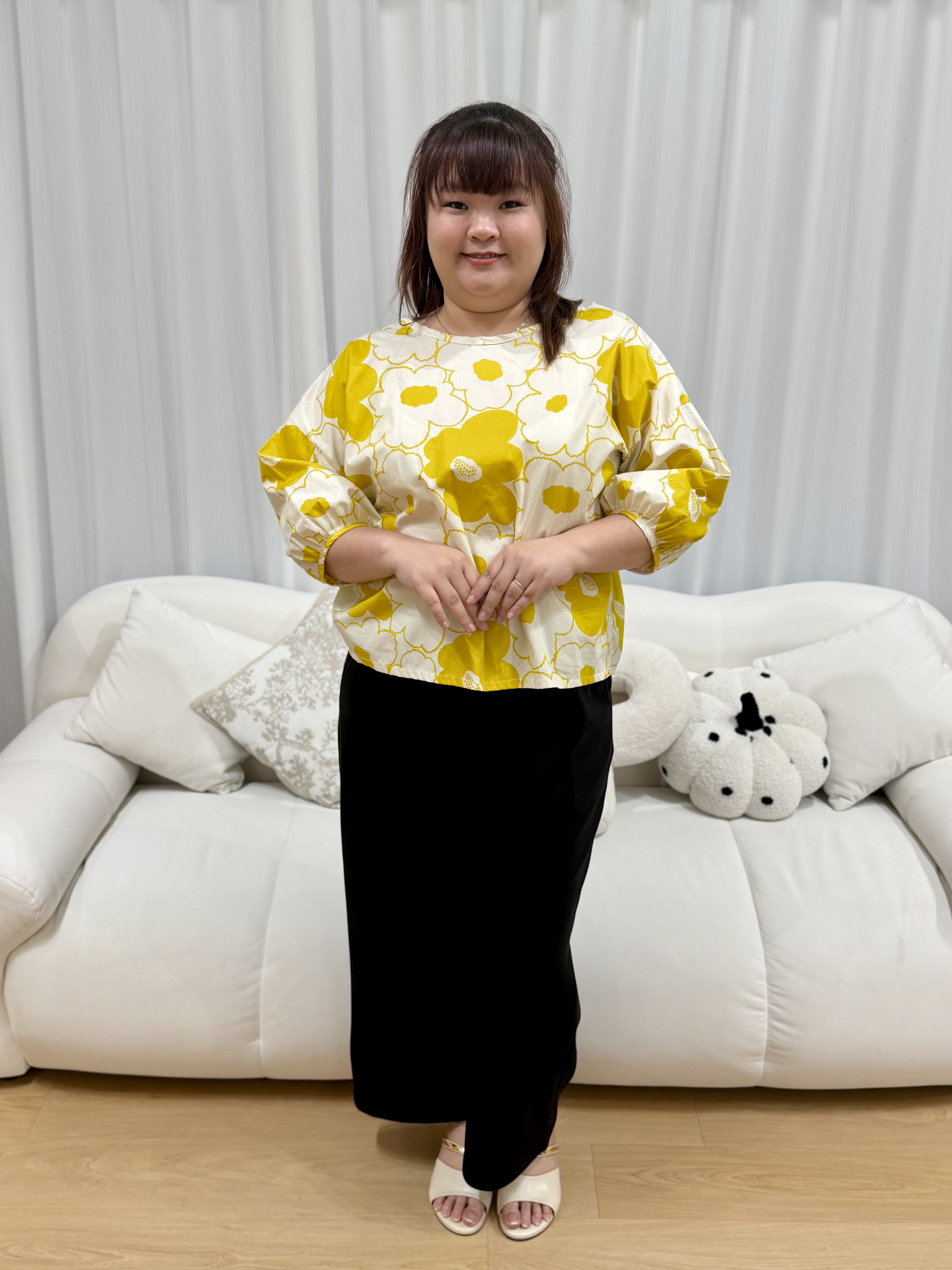 Yeuasoo Abstract Floral Top | Plus Size Top