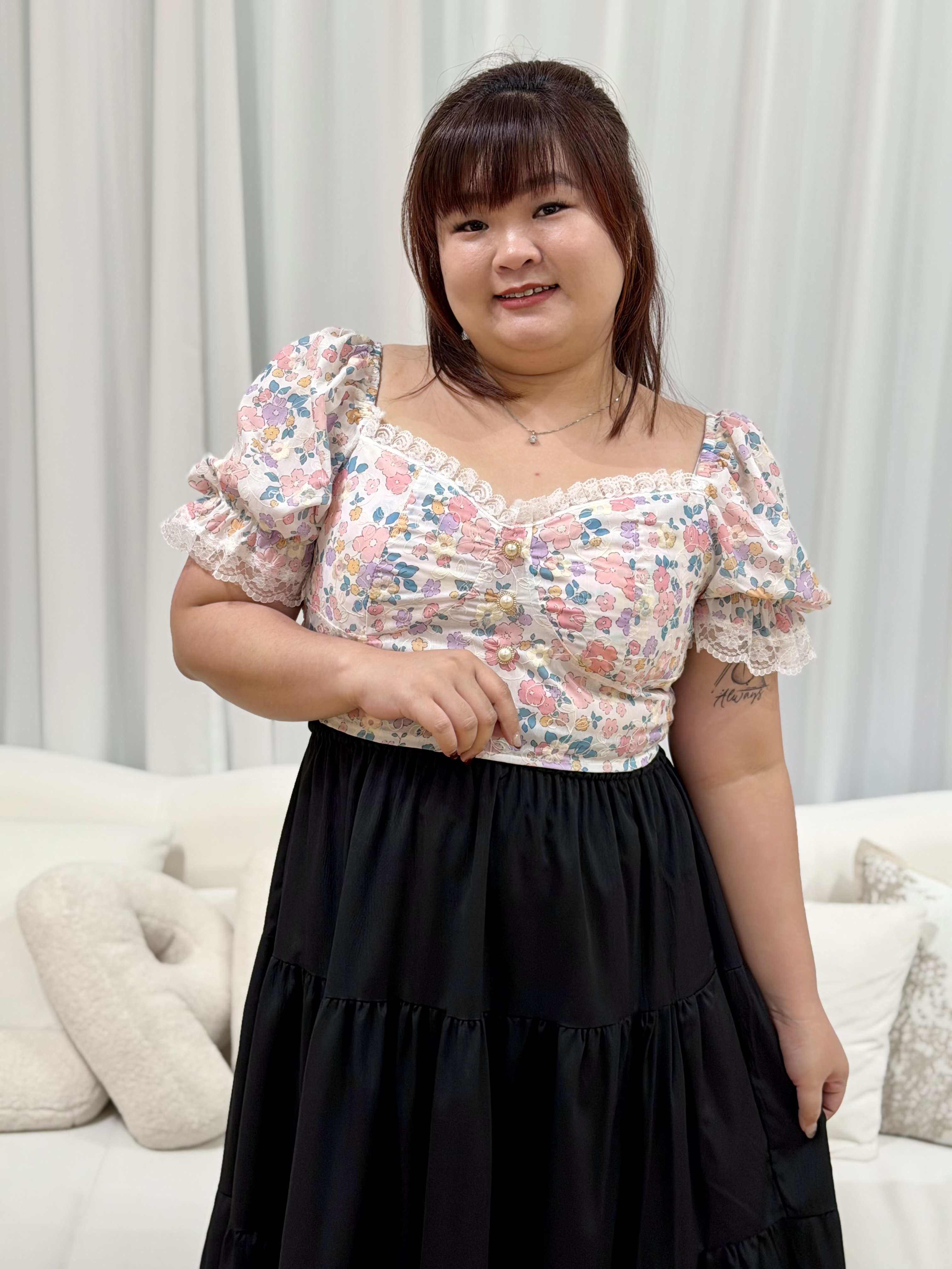 Mery Marci Crop Embroi Top | Plus Size Top