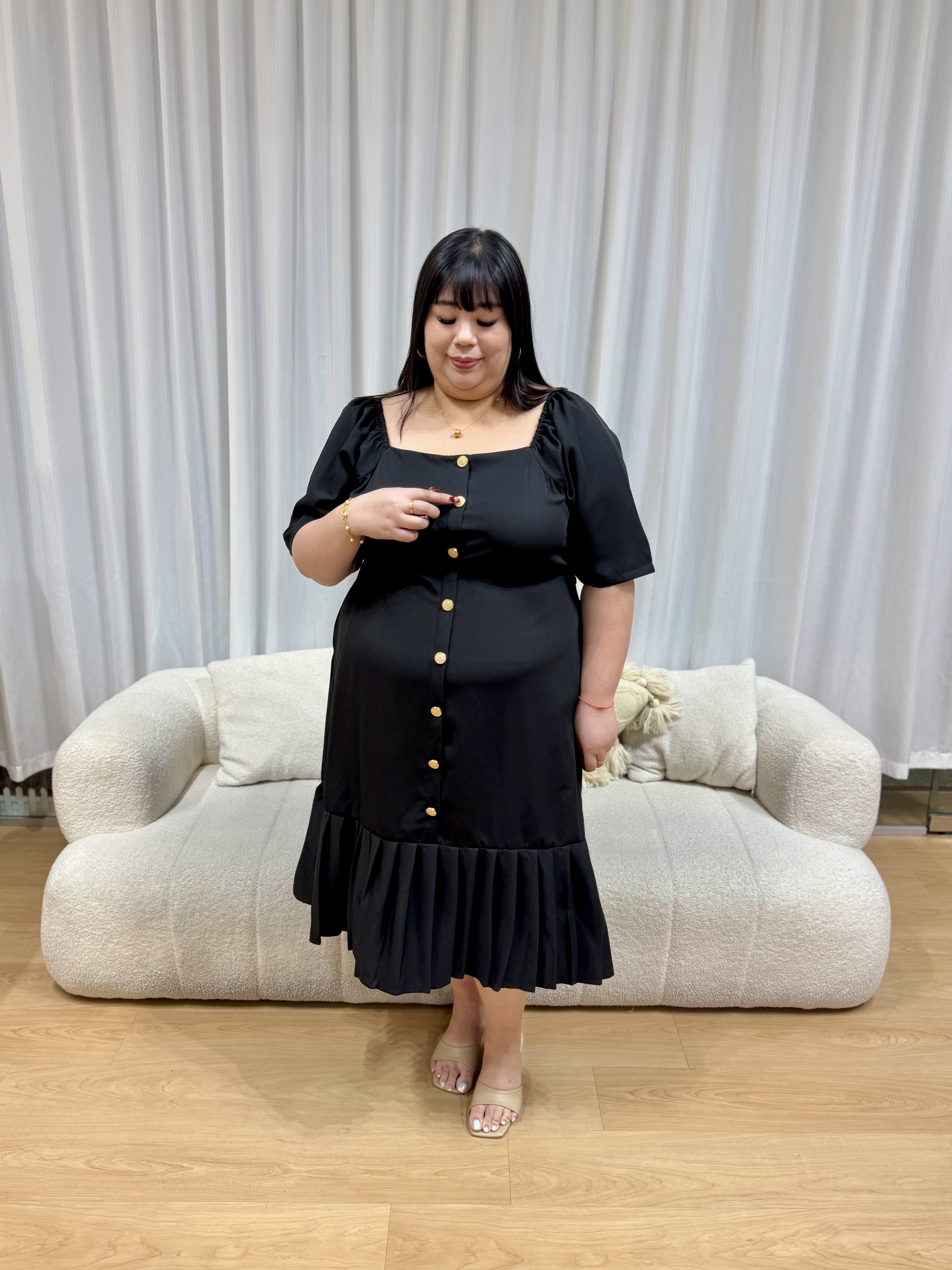 Love+ Lakaelynn Golden Button Dress | Plus Size Dress