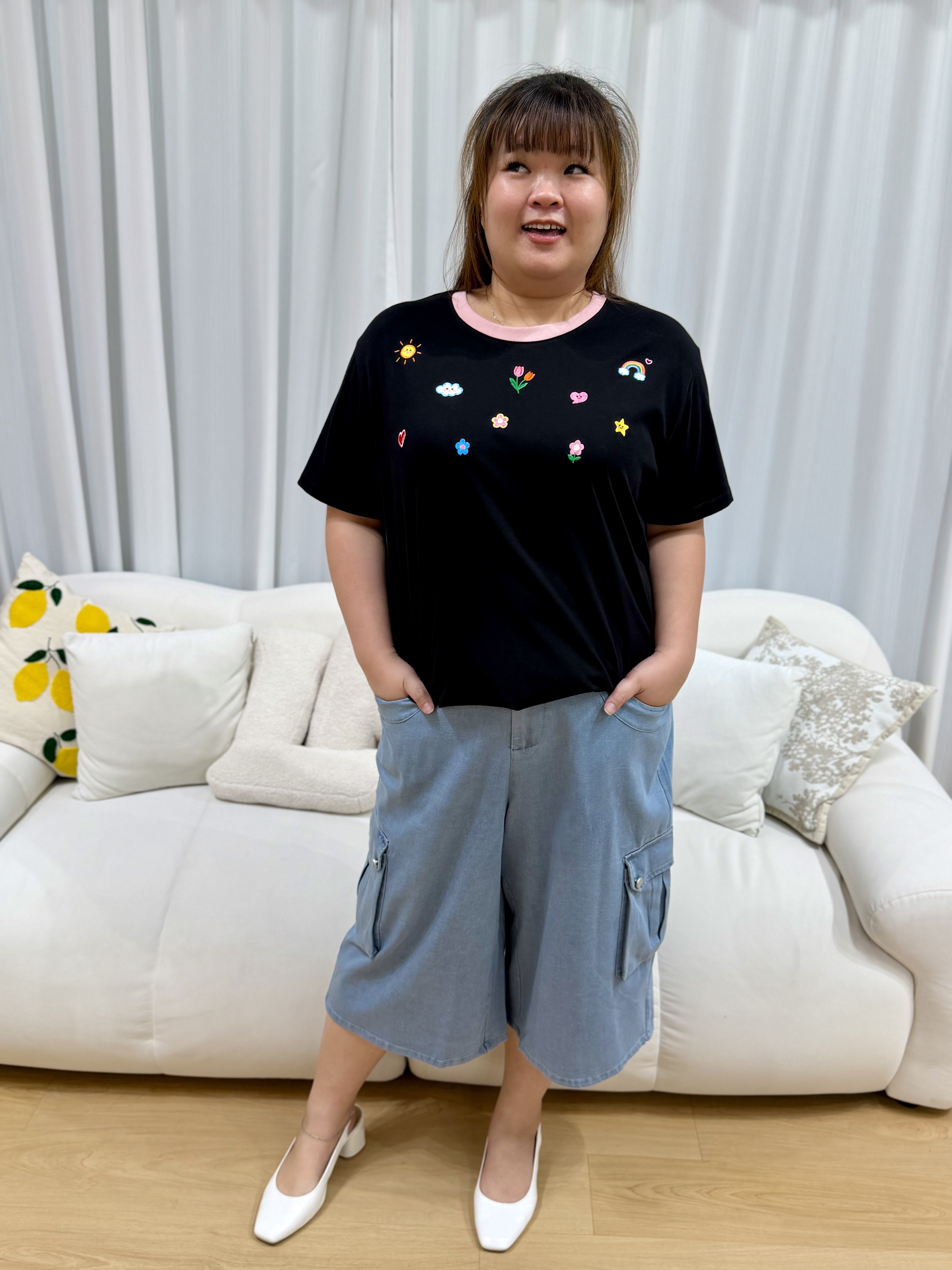 Emoji Happy Vibes Top| Plus Size Top