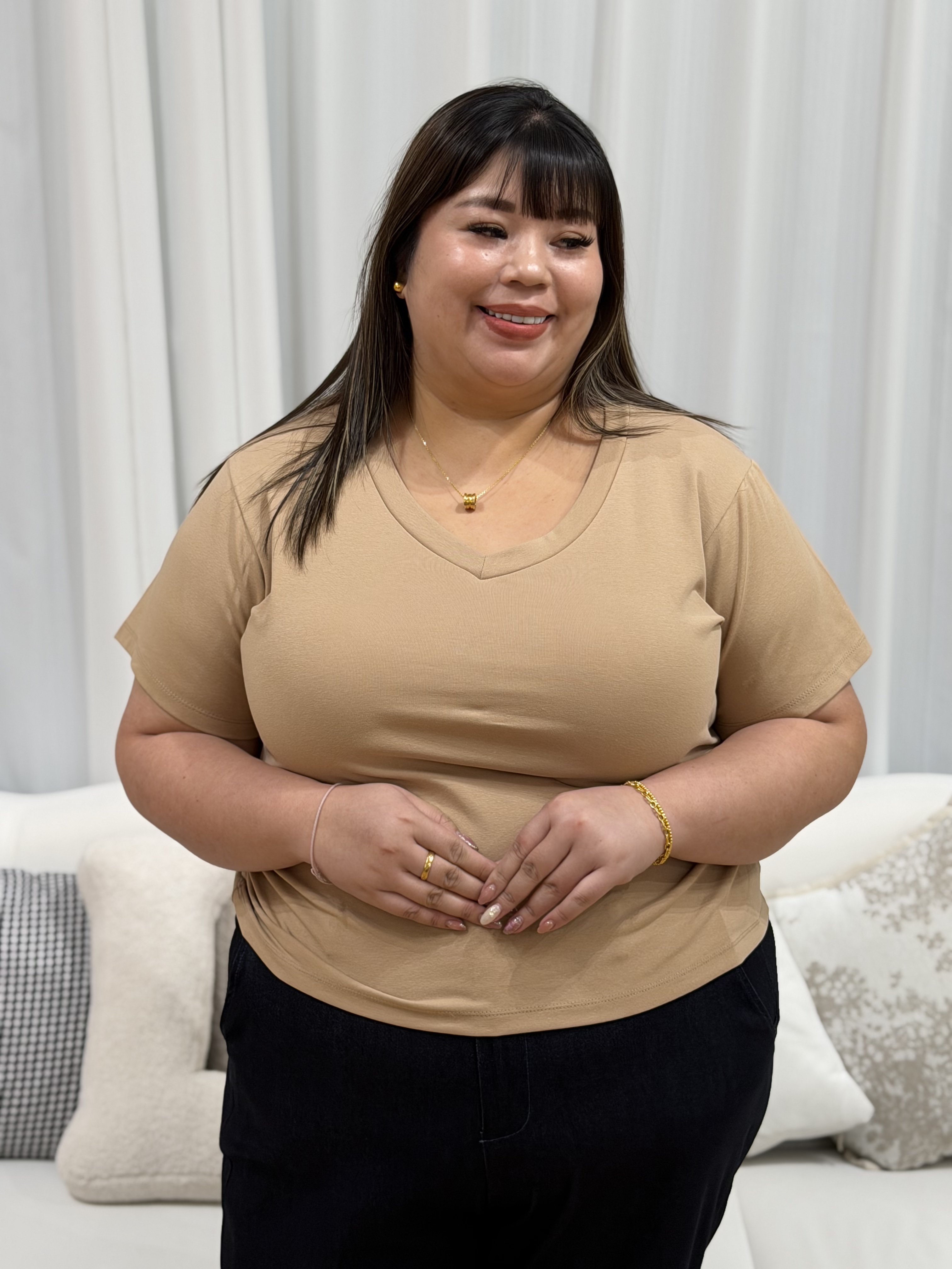 Everyday V Neck Ruching Top | Plus Size Top