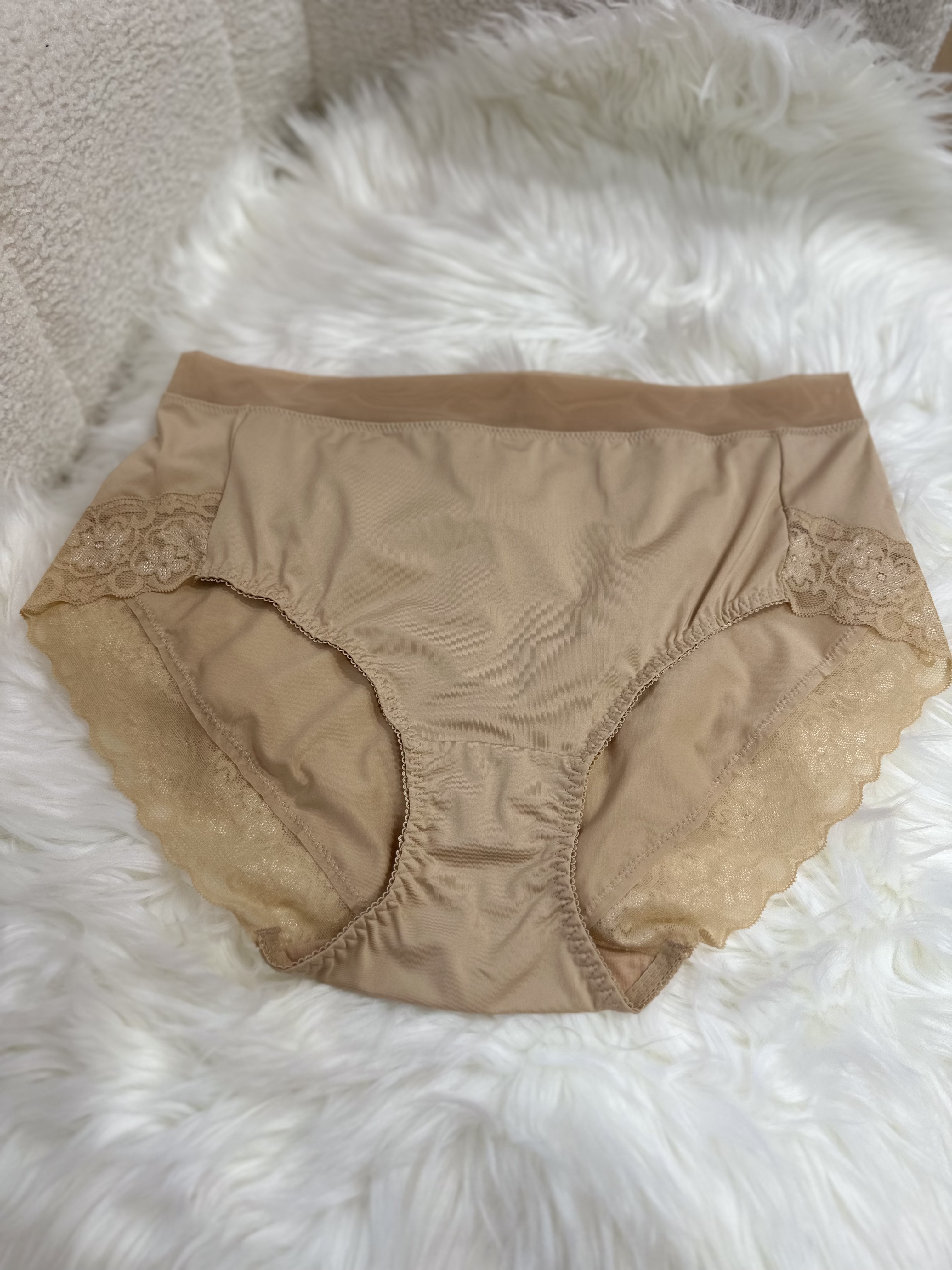 Love+ Butt Lace Panties