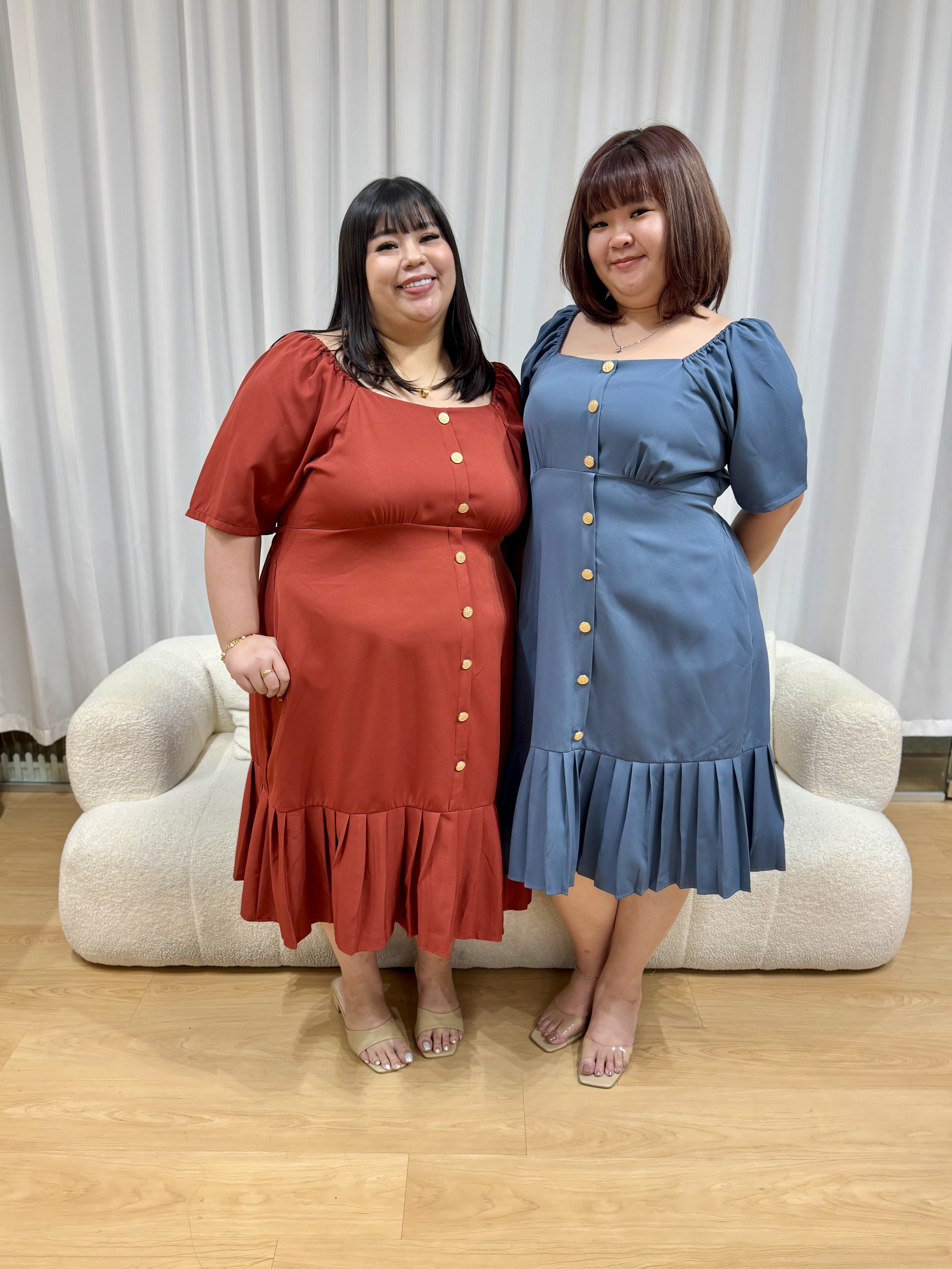 Love+ Lakaelynn Golden Button Dress | Plus Size Dress