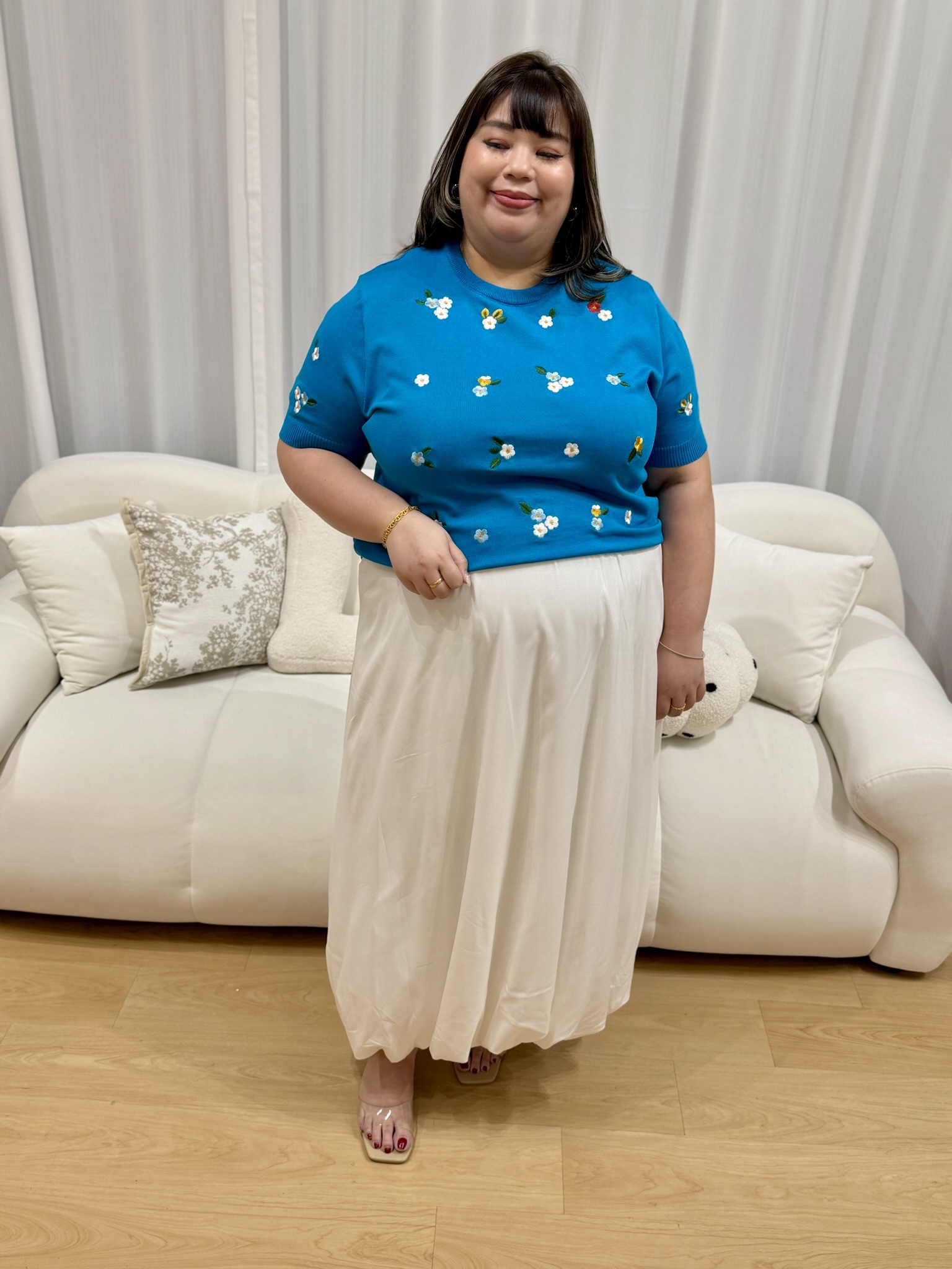 Bundle Of Flowers Soft Knit Top | Plus Size Top