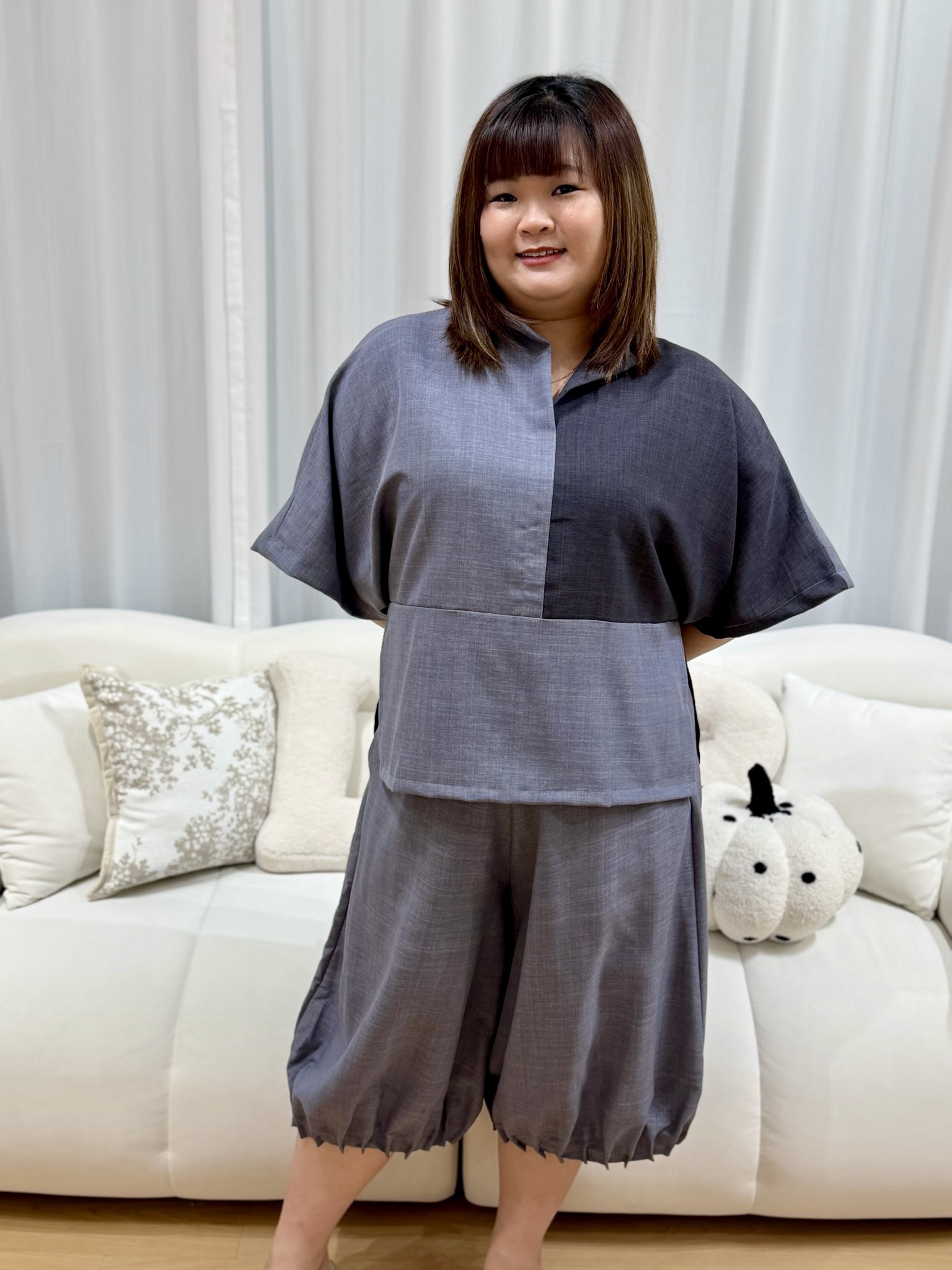 Love+ Eunen Duo-tone Linen Top | Plus Size Korean Top