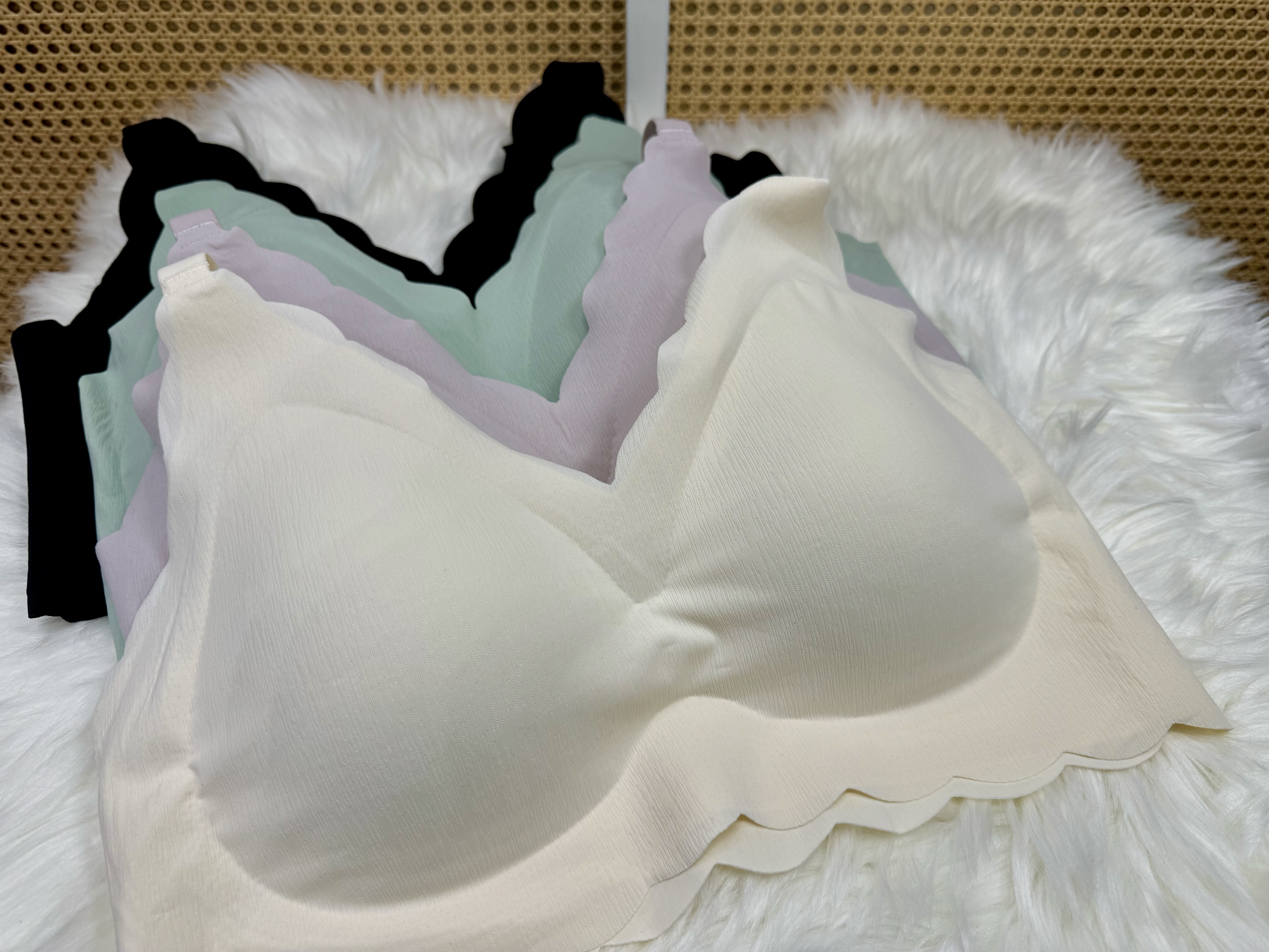 Love+ Dreamy Hookless Bra | Plus Size Bra
