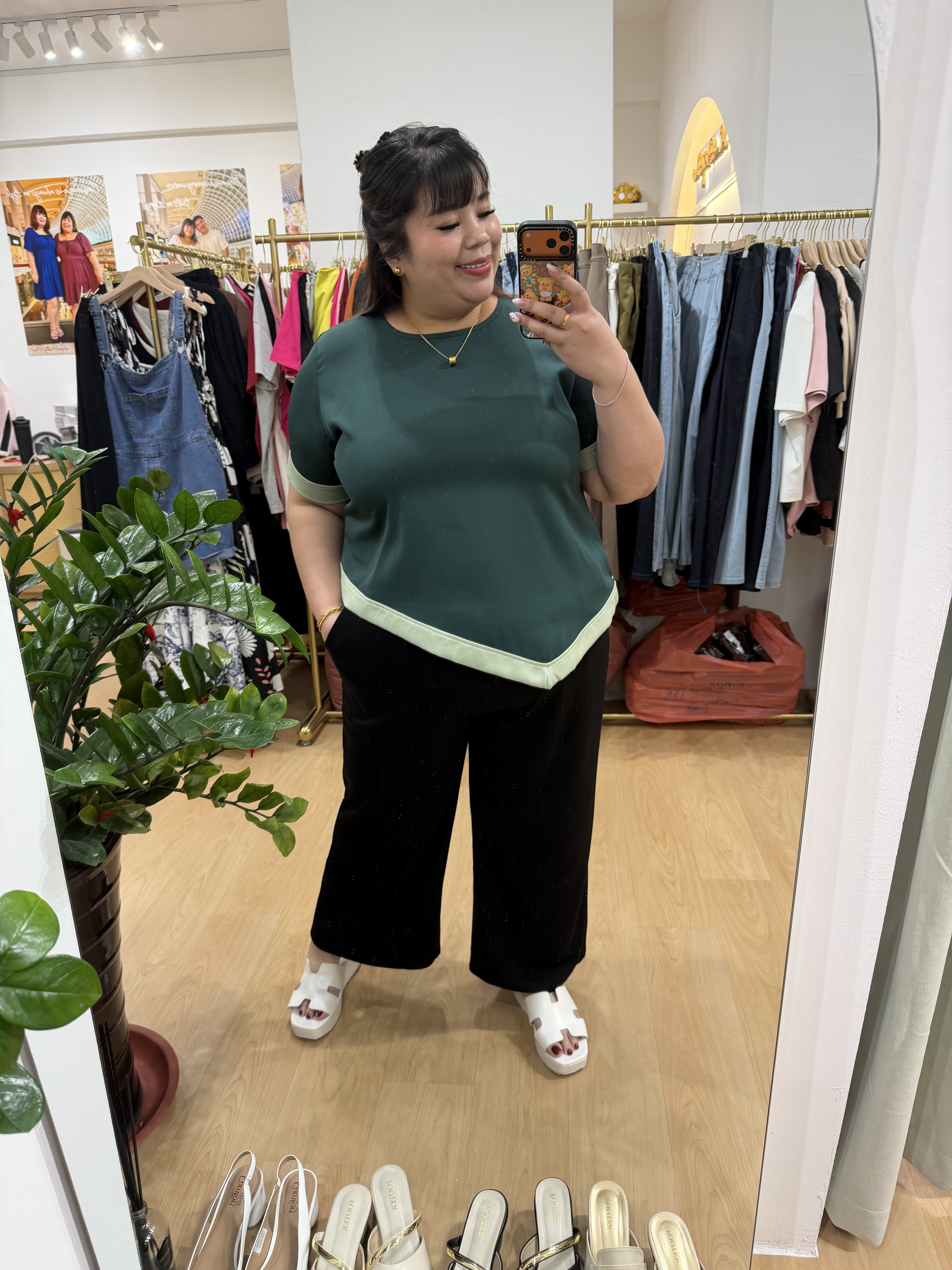 Outline Asymmetrical Top | Plus Size Top